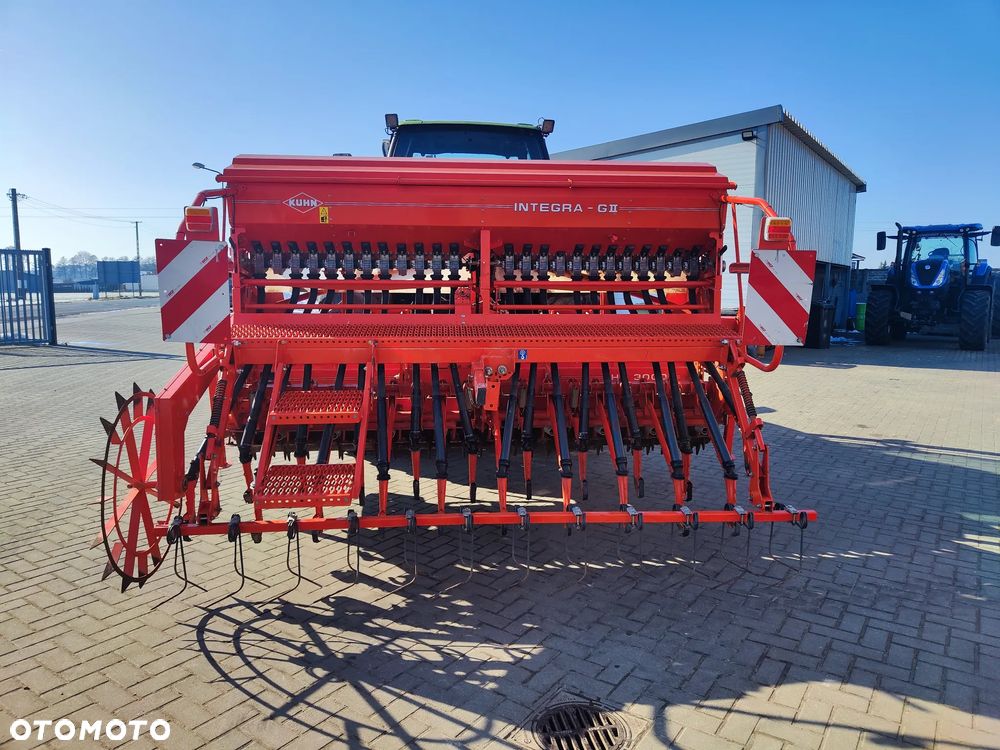 Kuhn Integra GII + HA3000 - 3