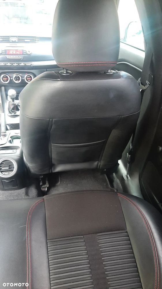 Alfa Romeo Giulietta 1.4 TB Distinctive - 15
