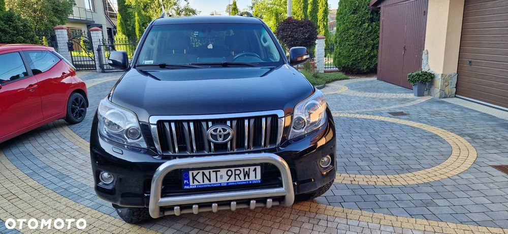Toyota Land Cruiser - 2