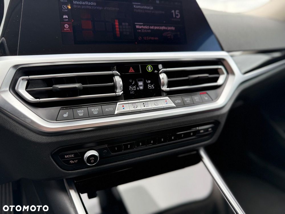 BMW Seria 3 - 24