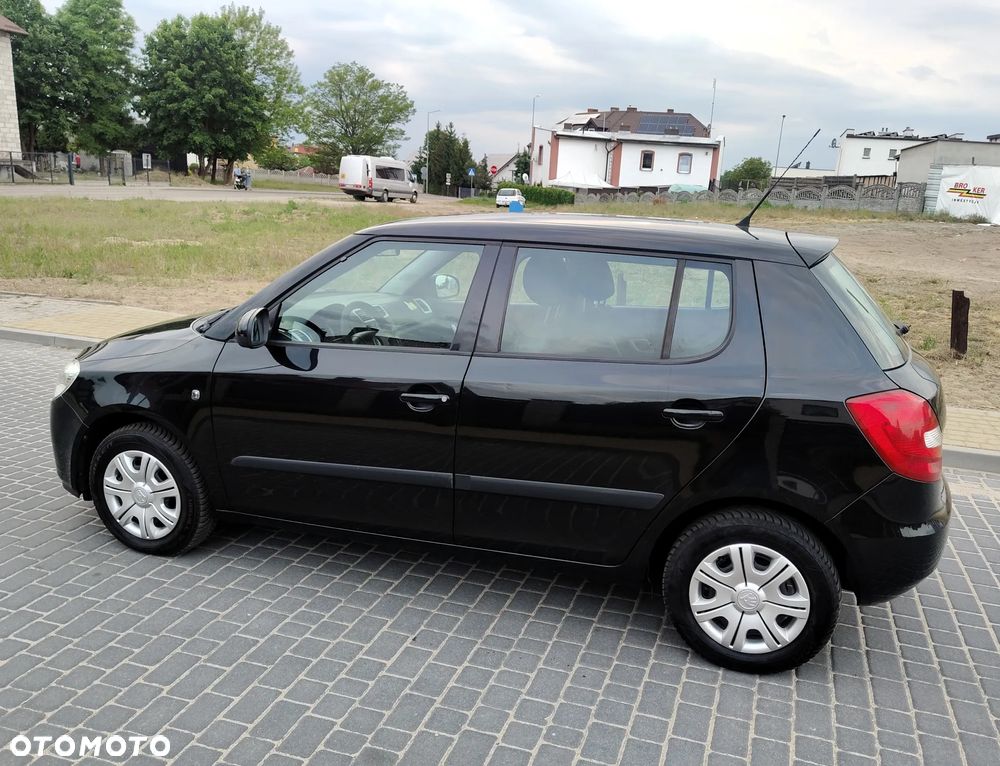 Skoda Fabia 1.2 HTP Elegance - 3