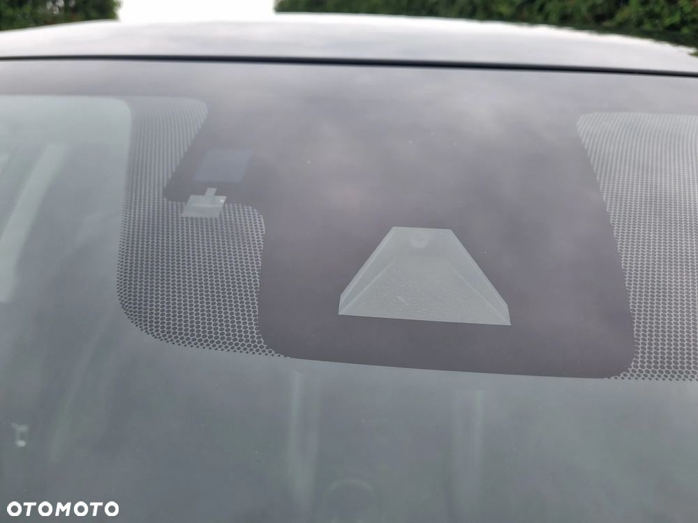 Lexus IS Business Edition - 20