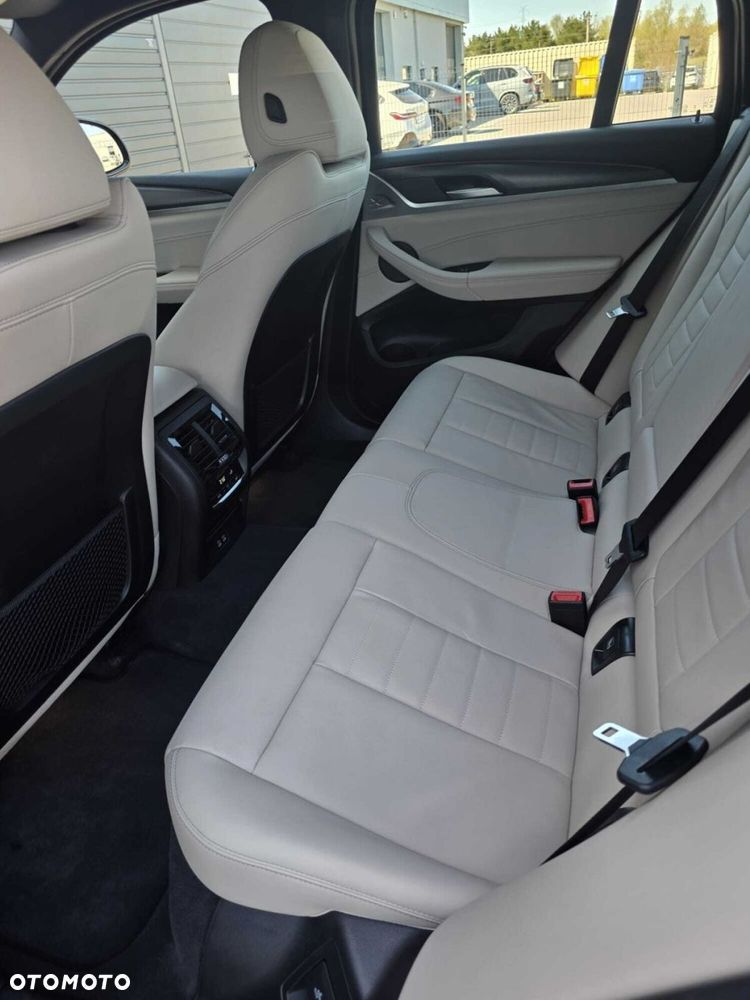 BMW X4 - 14