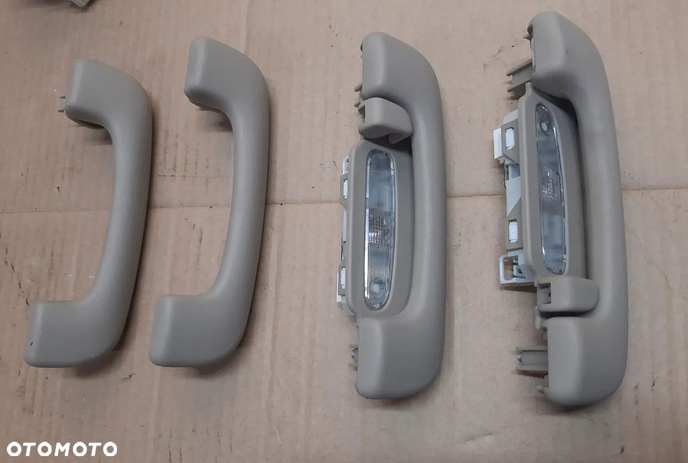 Thema II rączka podsufitki komplet Chrysler 300C II Lancia - 1