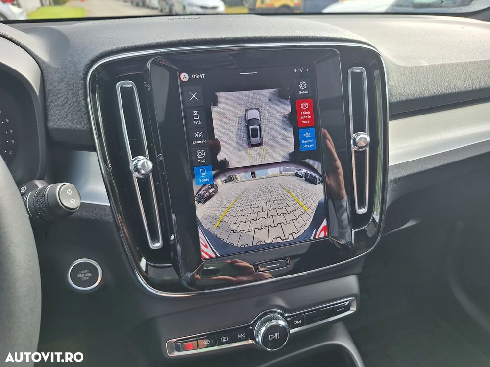 Volvo XC 40 B4 AT FWD MHEV Ultimate Dark - 28