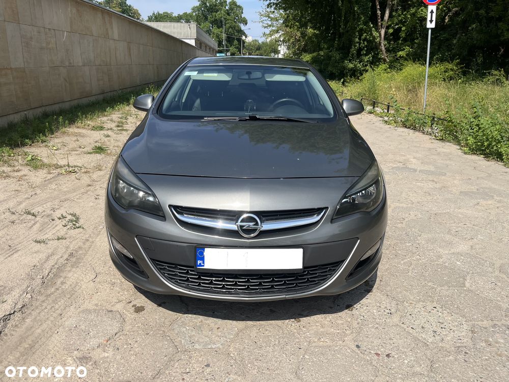Opel Astra 1.4 T Business EU6 - 5