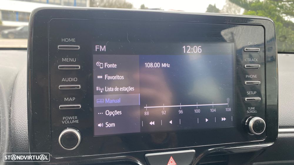 Toyota Yaris 1.5 HDF Comfort - 39