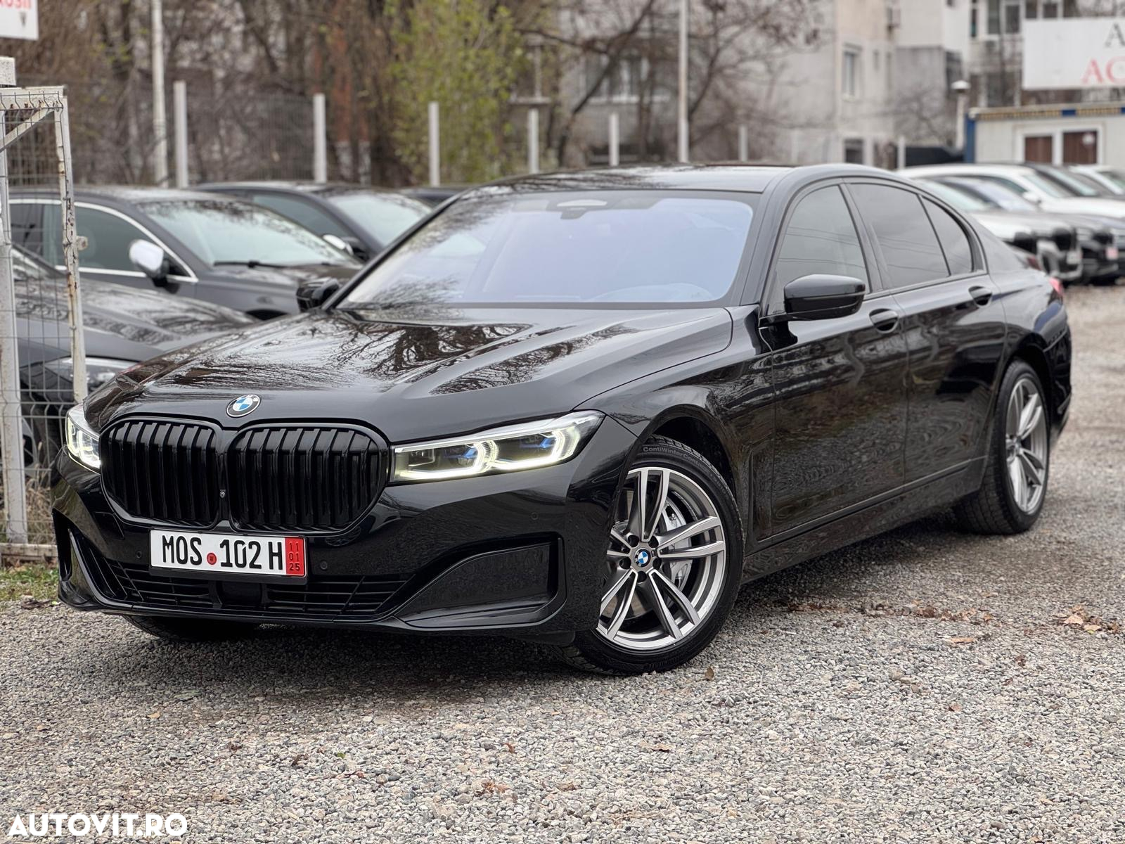 BMW Seria 7 740Ld xDrive - 27