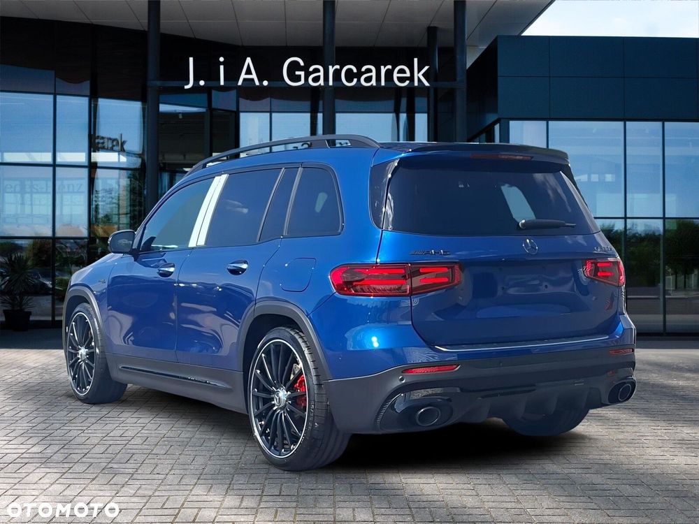 Mercedes-Benz GLB - 4