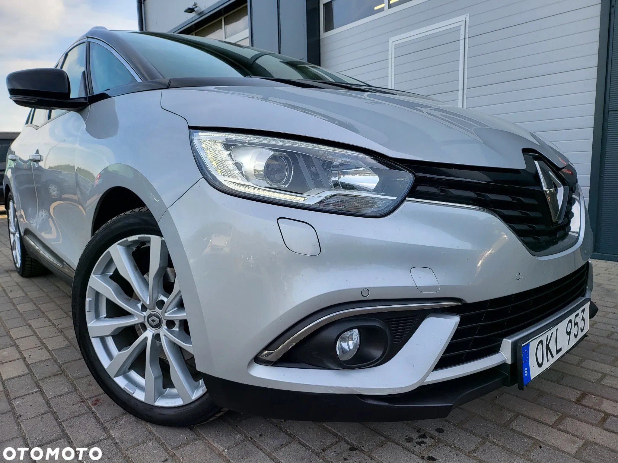 Renault Grand Scenic dCi 110 EDC LIMITED - 6