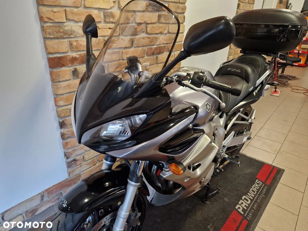 Yamaha FZ6 - 17