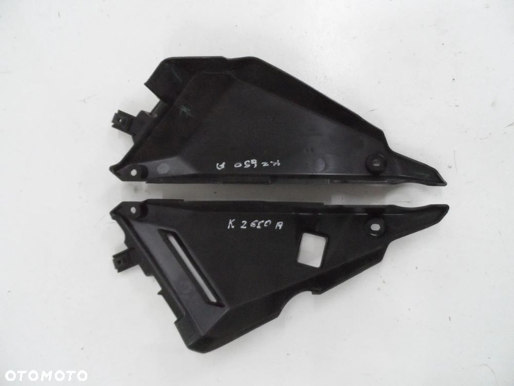 Kawasaki Z650 osłona plastikowa boczek P,L - 2