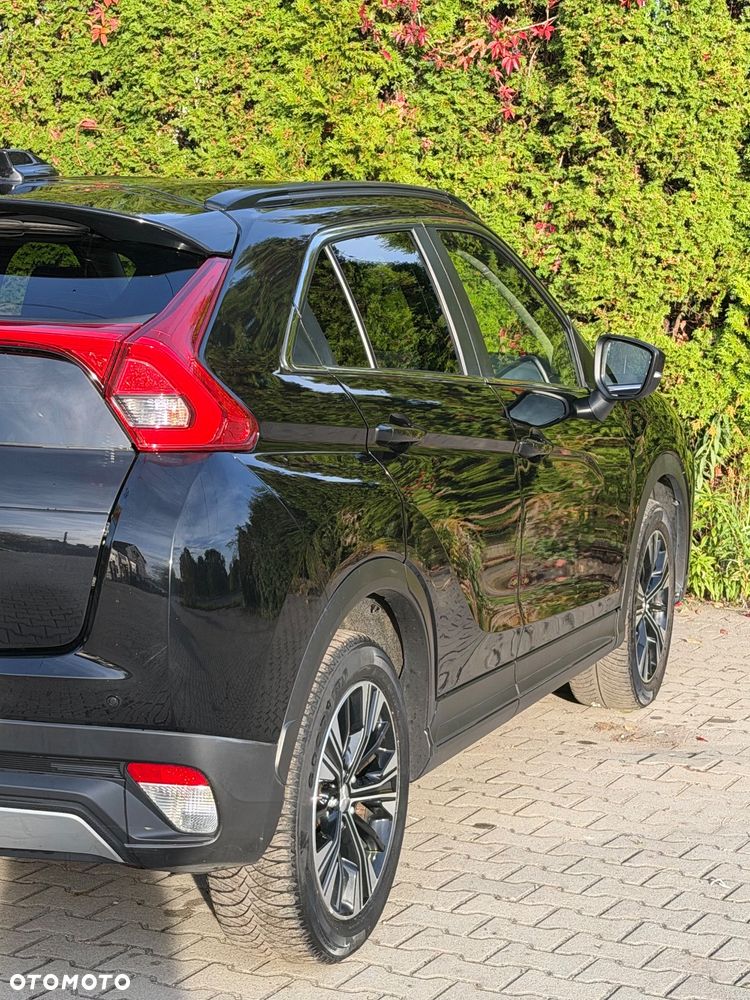 Mitsubishi Eclipse Cross - 16