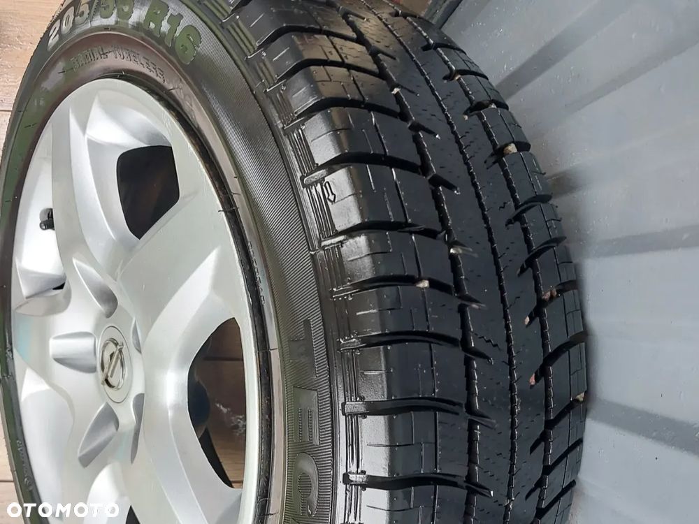 Opel Zafira 1.8 - 19