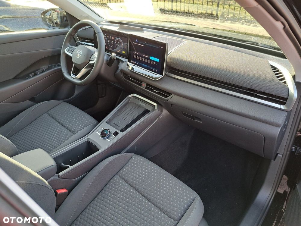 Volkswagen T-Roc - 14
