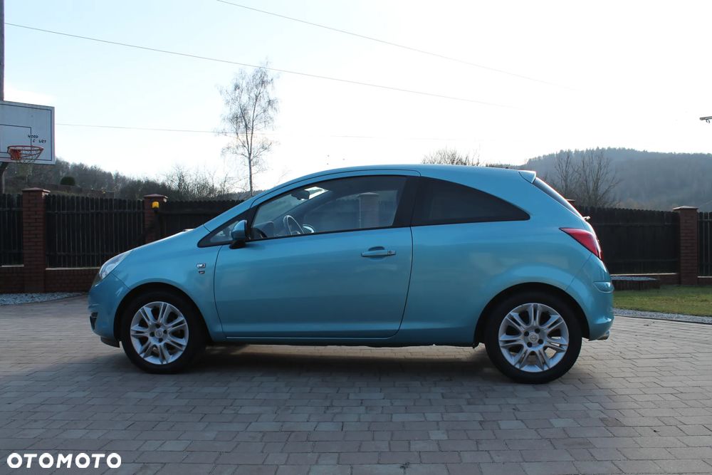 Opel Corsa 1.2 16V (ecoFLEX) Color Edition - 4