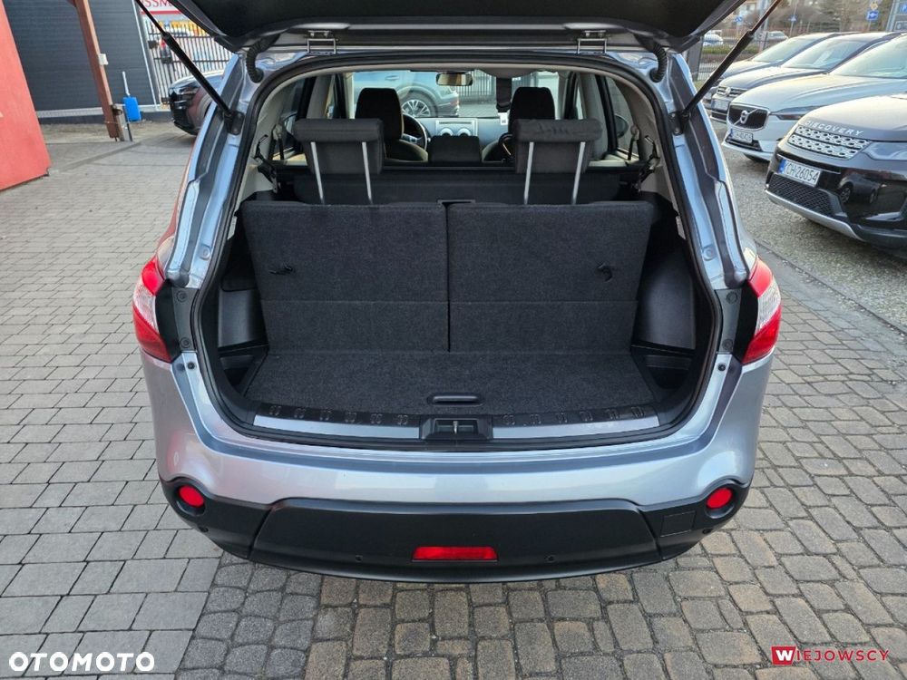 Nissan Qashqai+2 - 16