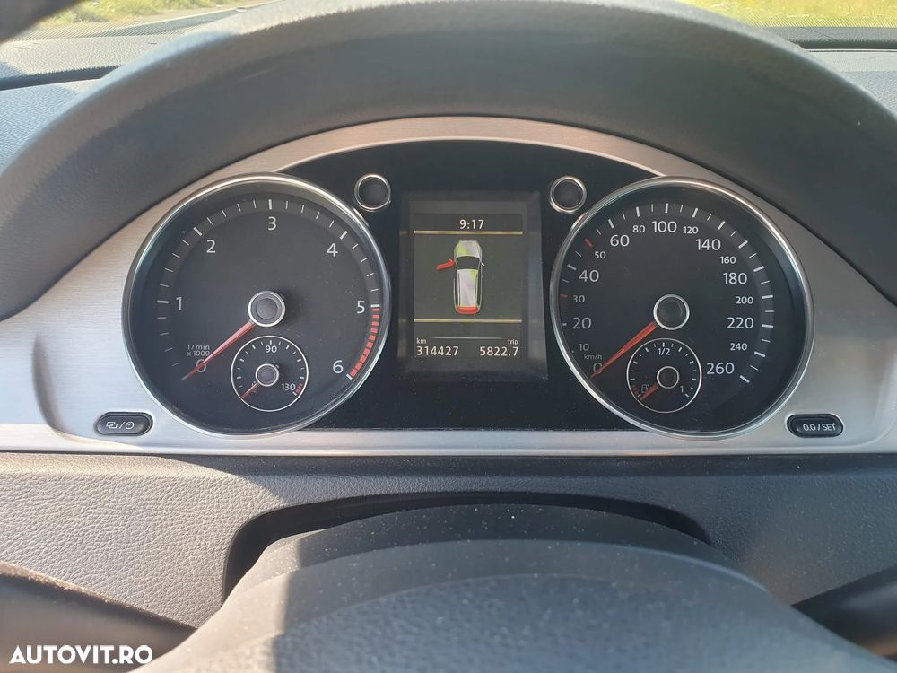 Volkswagen Passat 2.0 TDI BlueMotion Tehnology DSG Highline - 24