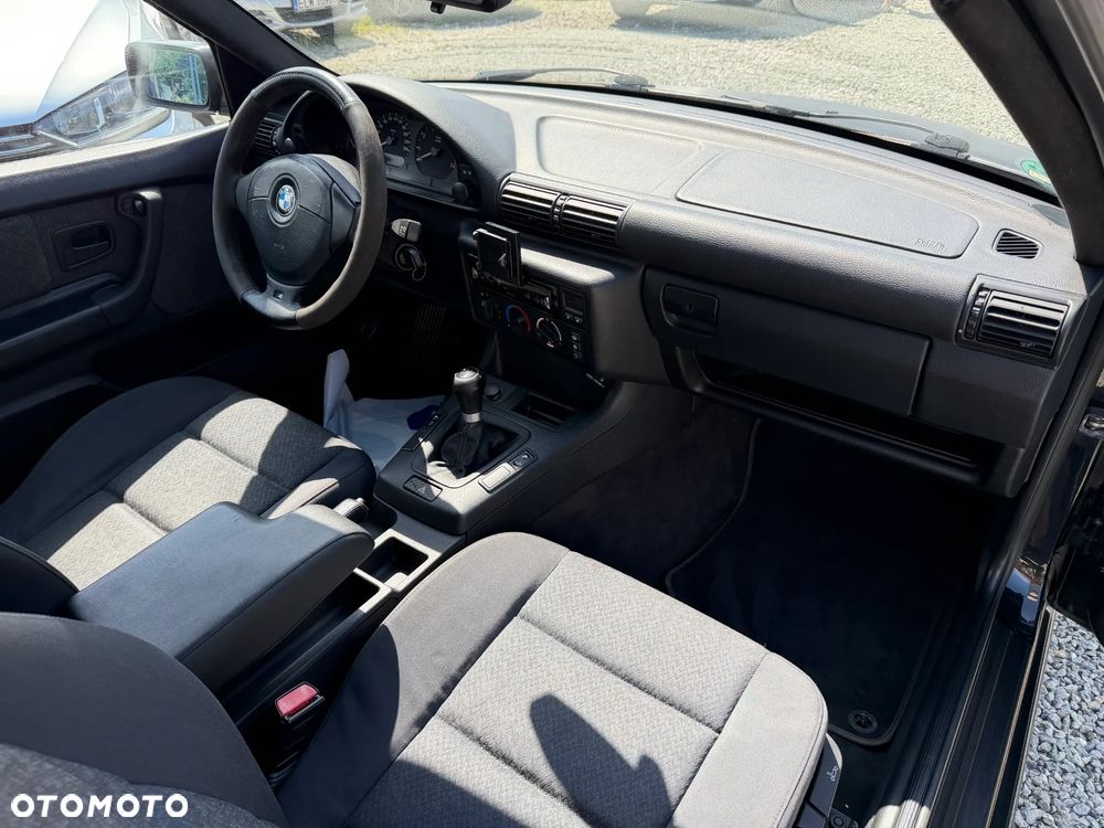 BMW Seria 3 - 32