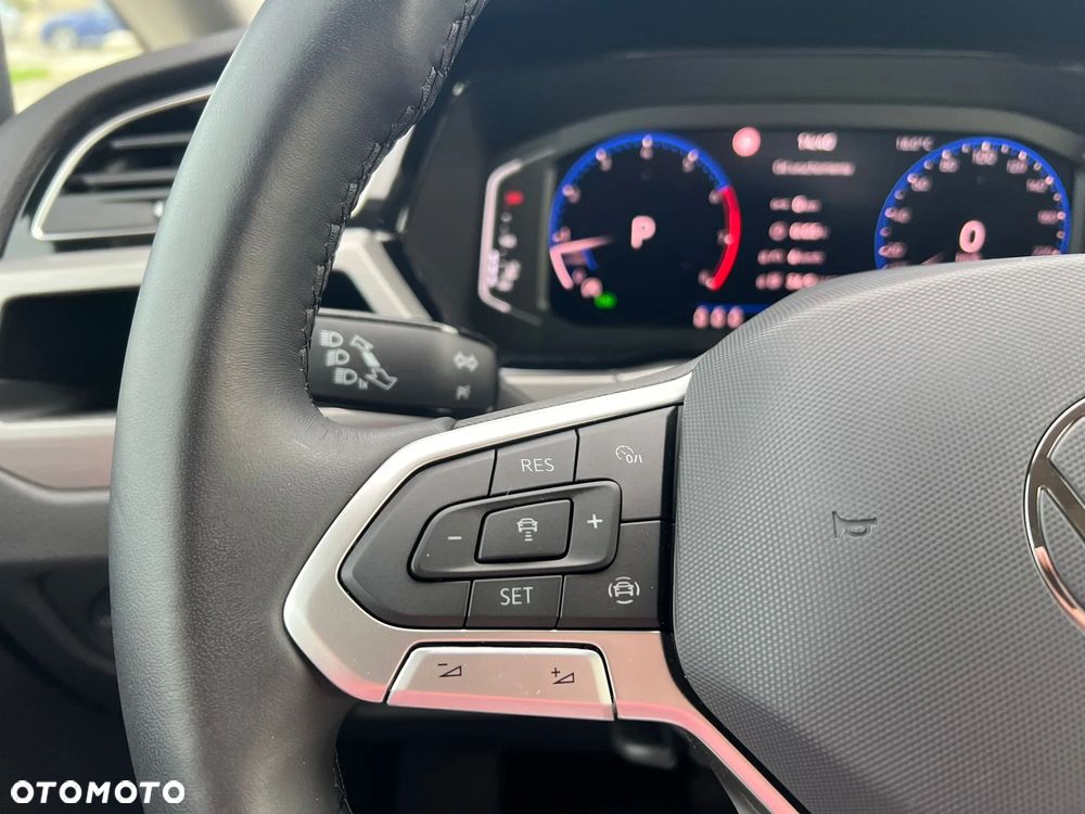 Volkswagen Touran 1.5 TSI EVO Comfortline DSG - 24