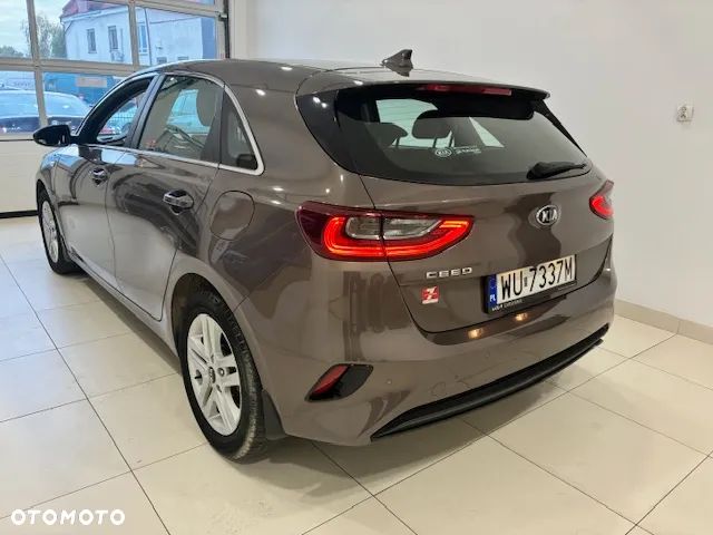 Kia Ceed 1.4 T-GDI M DCT - 6