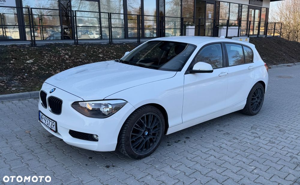 BMW Seria 1 118d DPF Edition Sport