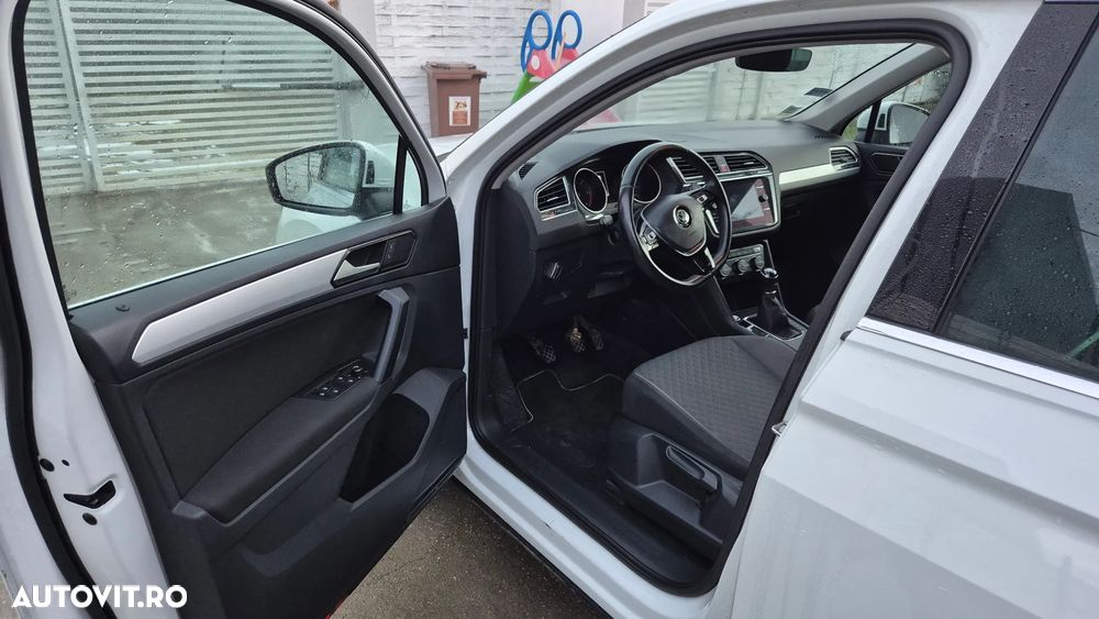 Volkswagen Tiguan 2.0 TDI SCR (BlueMotion Technology) Comfortline - 11