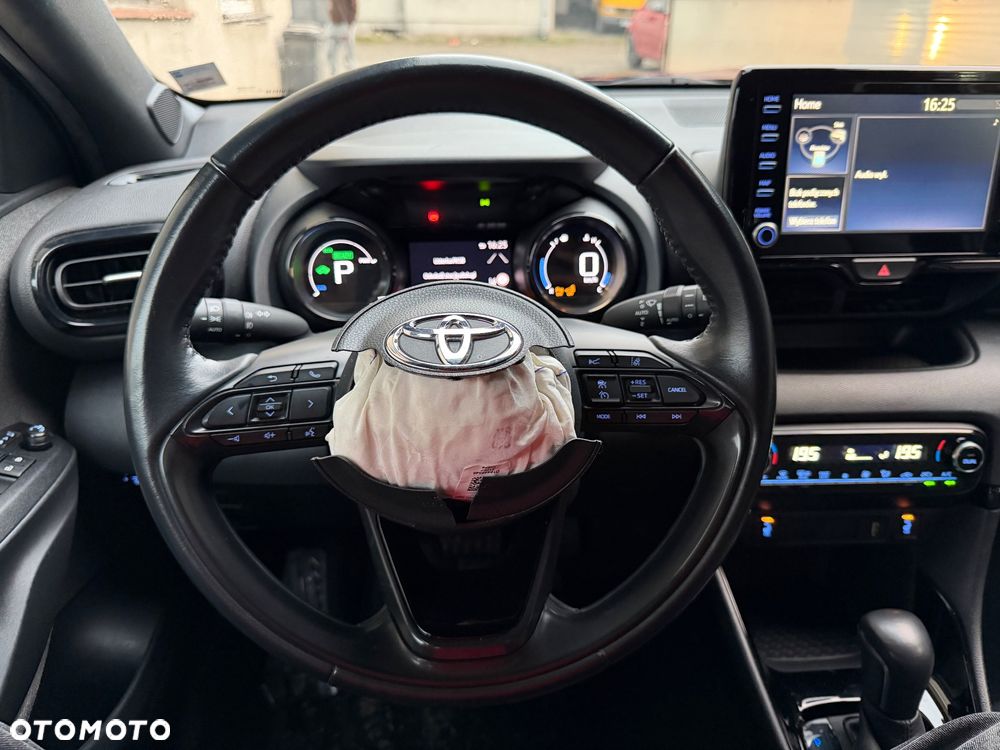 Toyota Yaris 1.5 VVT-i Style - 17