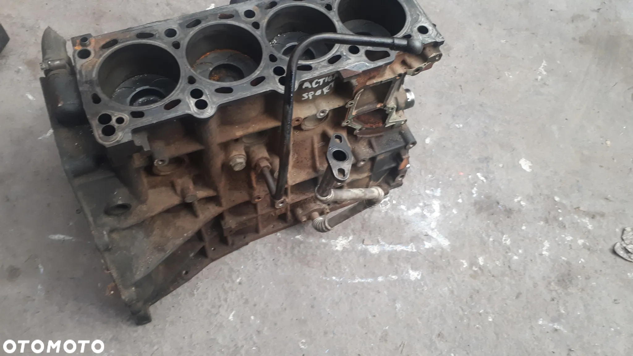 SsangYong Actyon Sport 2.0 XDI Blok z Tłokami  R6640110101 - 2