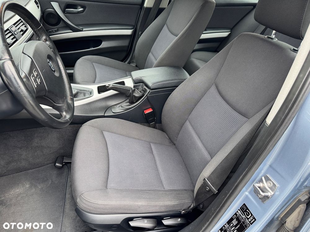 BMW Seria 3 - 13