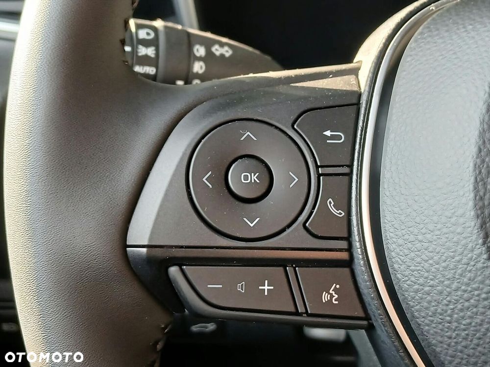 Toyota Corolla 1.8 Hybrid Style - 17