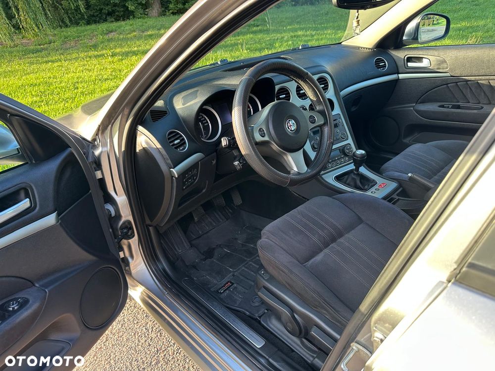 Alfa Romeo 159 - 18