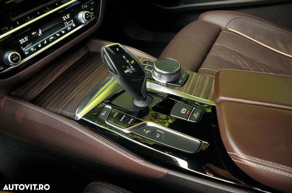BMW Seria 5 520d AT - 16