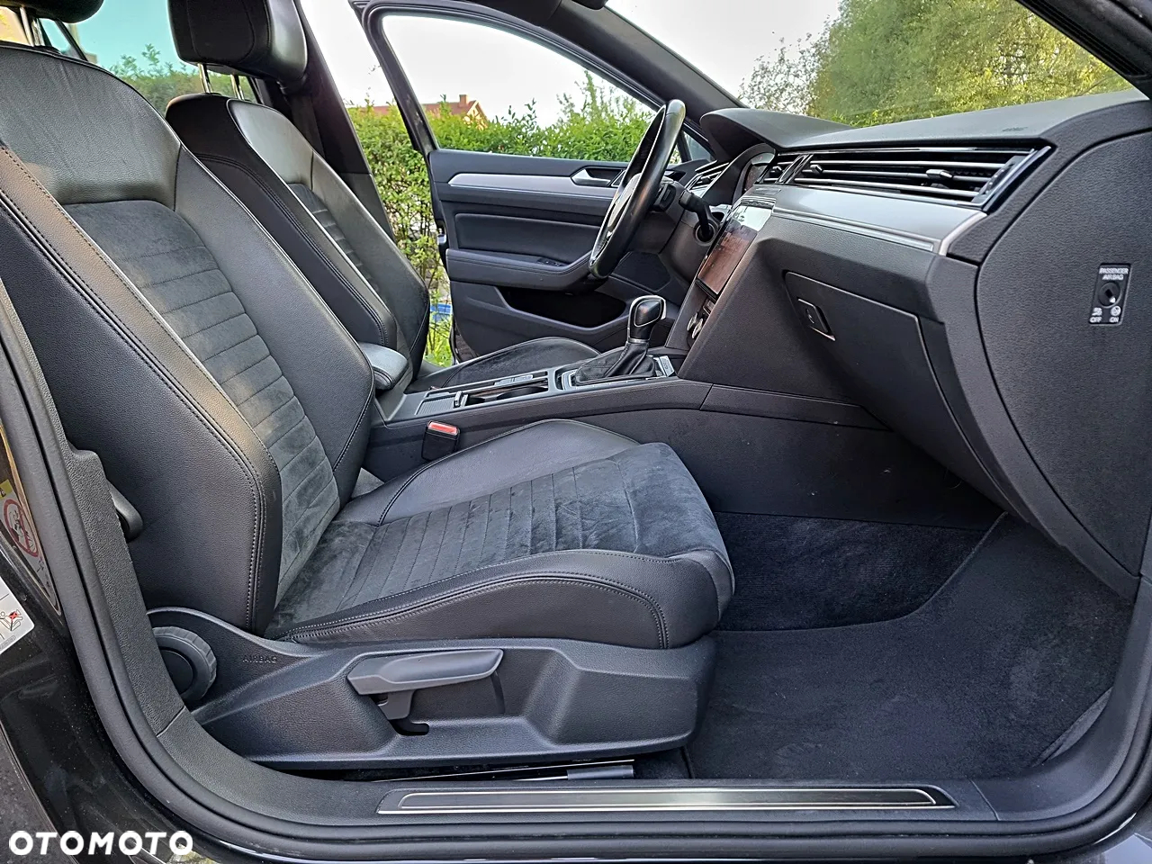 Volkswagen Passat - 21