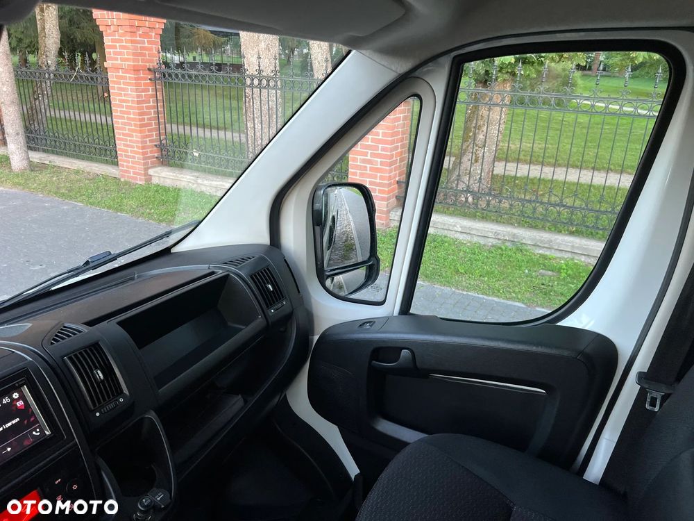 Citroën Jumper 35 2.2 BlueHDi - 21