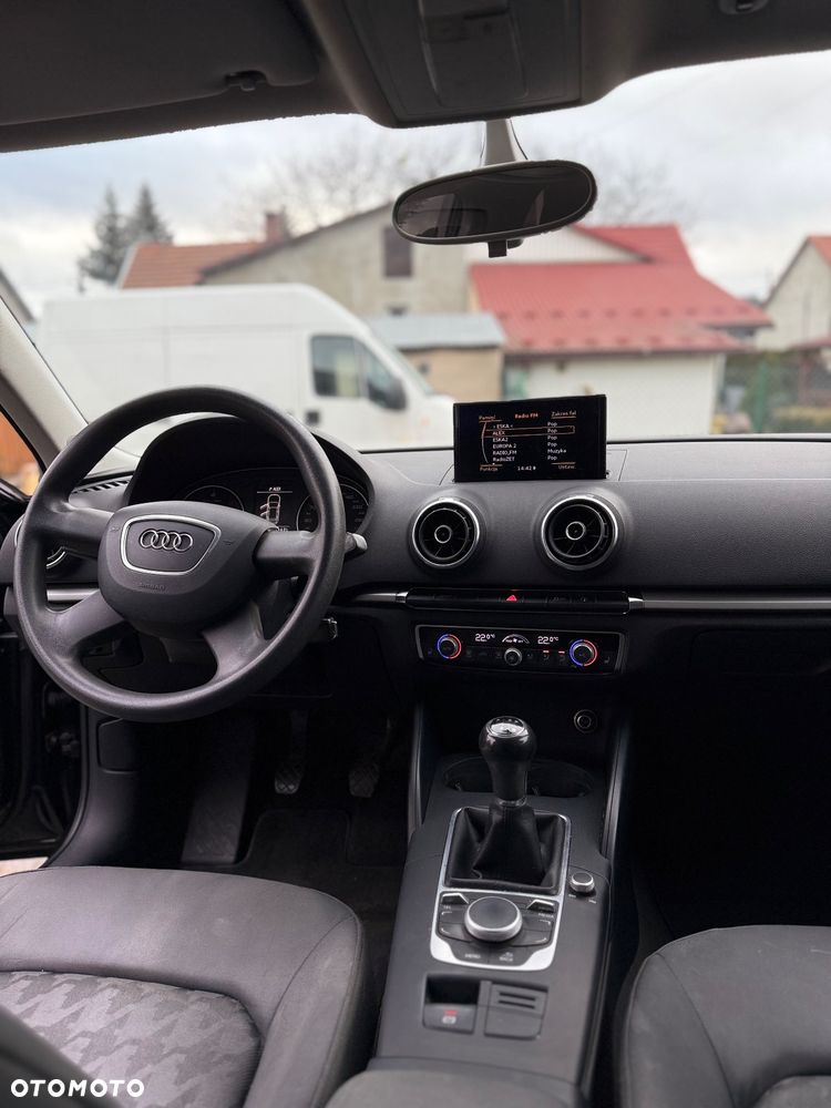 Audi A3 Sportback - 8