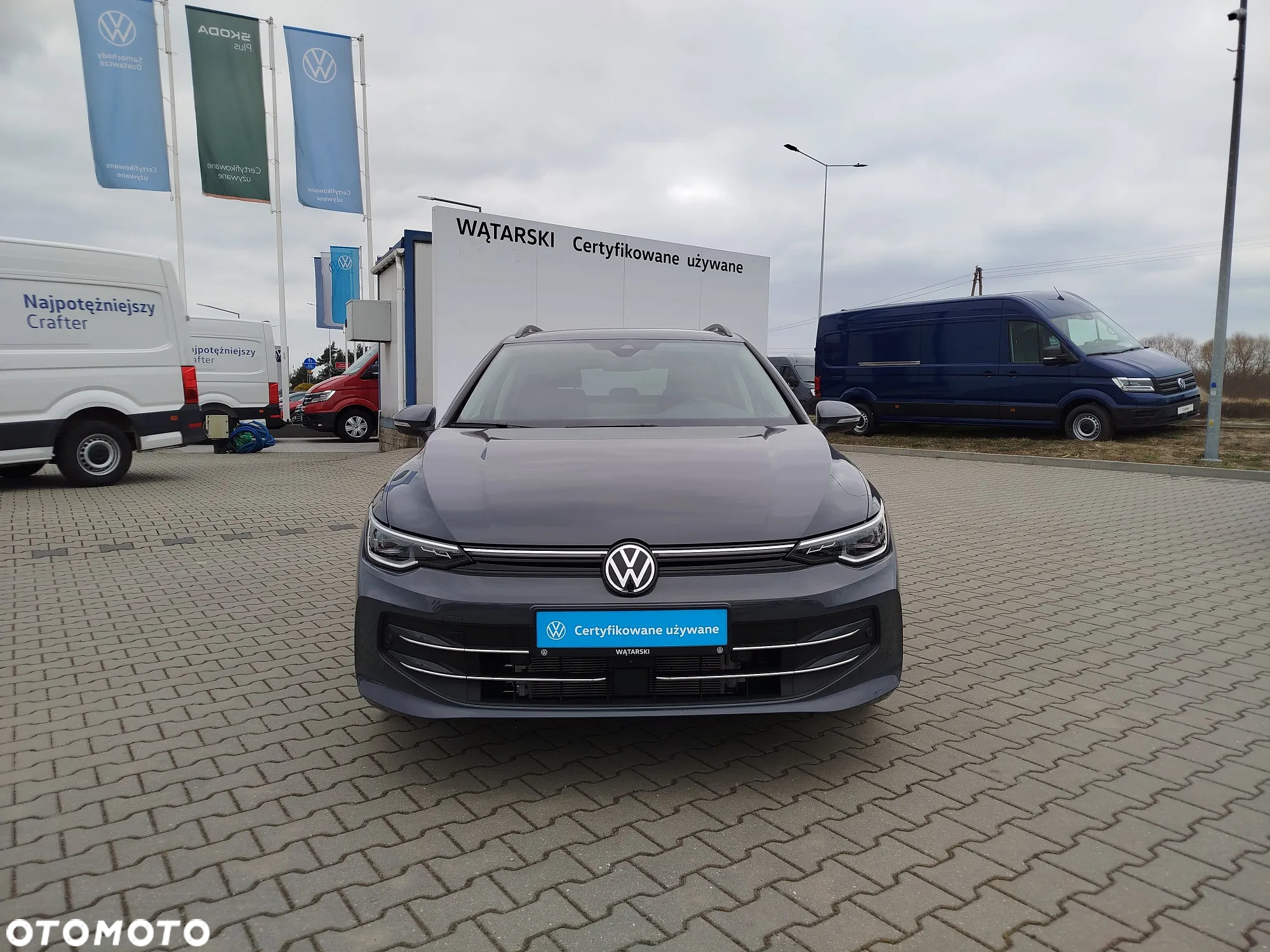 Volkswagen Golf VIII 1.5 eTSI EVO Style DSG - 2
