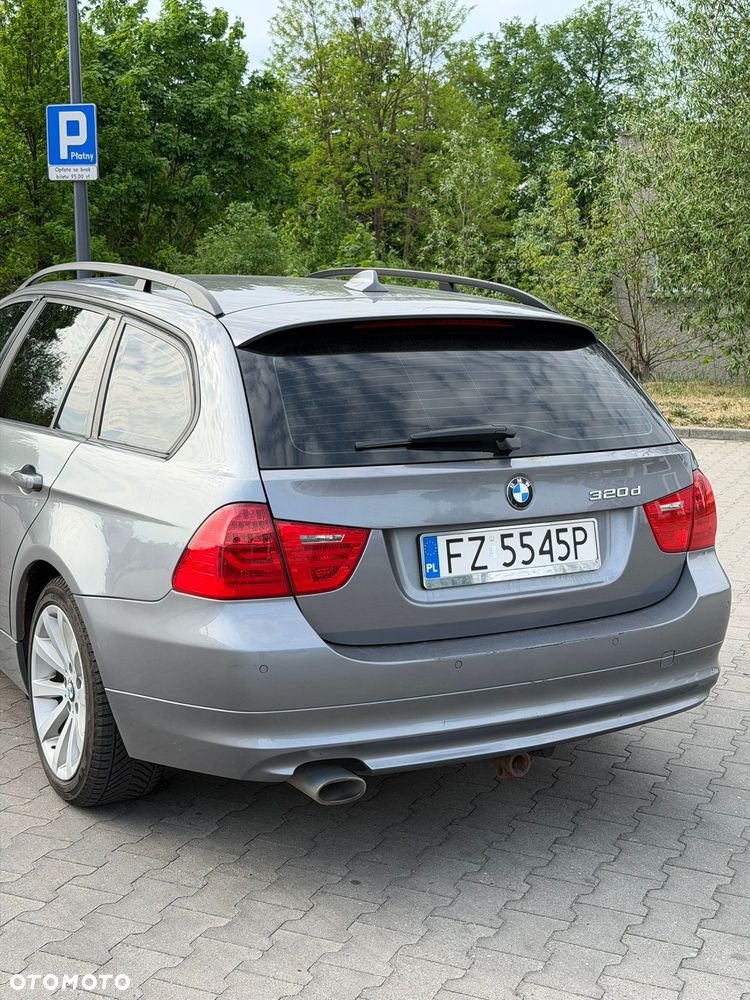 BMW Seria 3 320d xDrive DPF Edition Fleet - 12