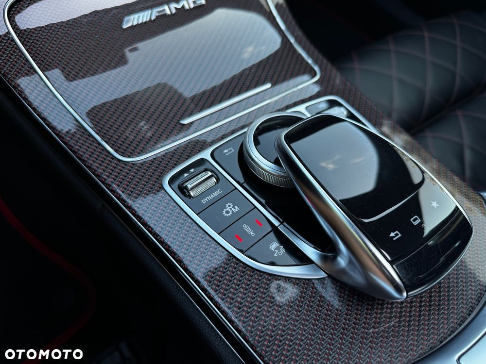 Mercedes-Benz Klasa C AMG 63 S AMG Speedshift 7G-MCT Edition 1 - 23