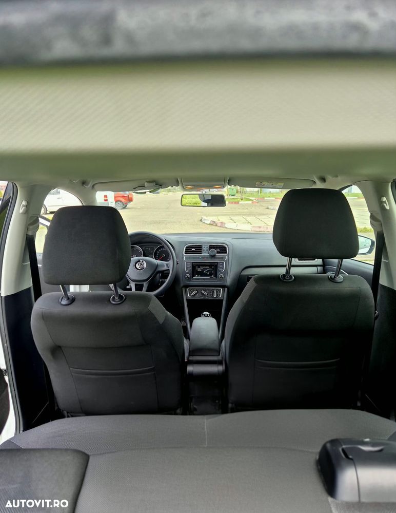 Volkswagen Polo 1.4 TDI Blue Motion Technology FRESH - 6