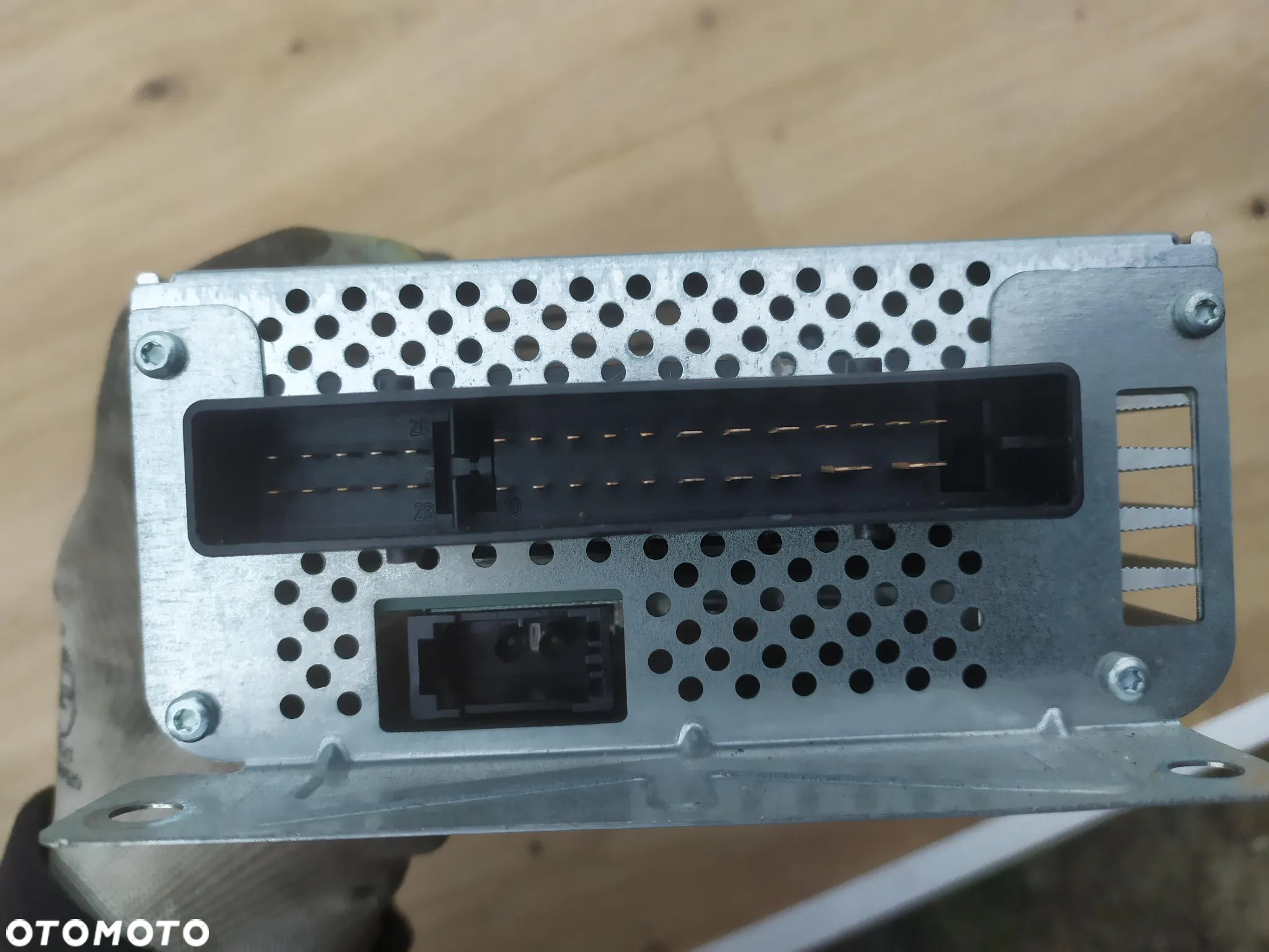 AUDI A6 C6 WZMACNIACZ AUDIO RADIA 4F0035223 - 3
