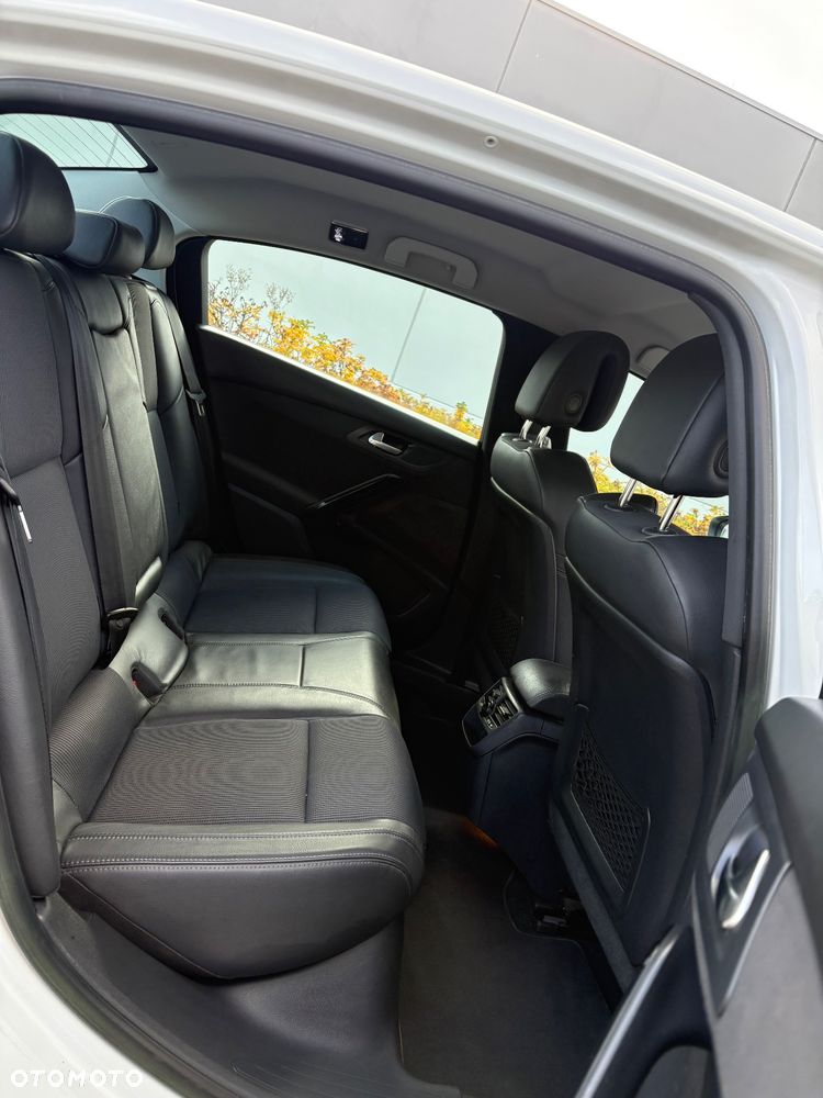 Peugeot 508 1.6 T Allure - 16
