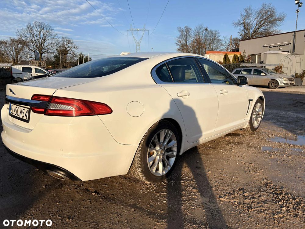 Jaguar XF 2.2 D Premium Luxury - 2