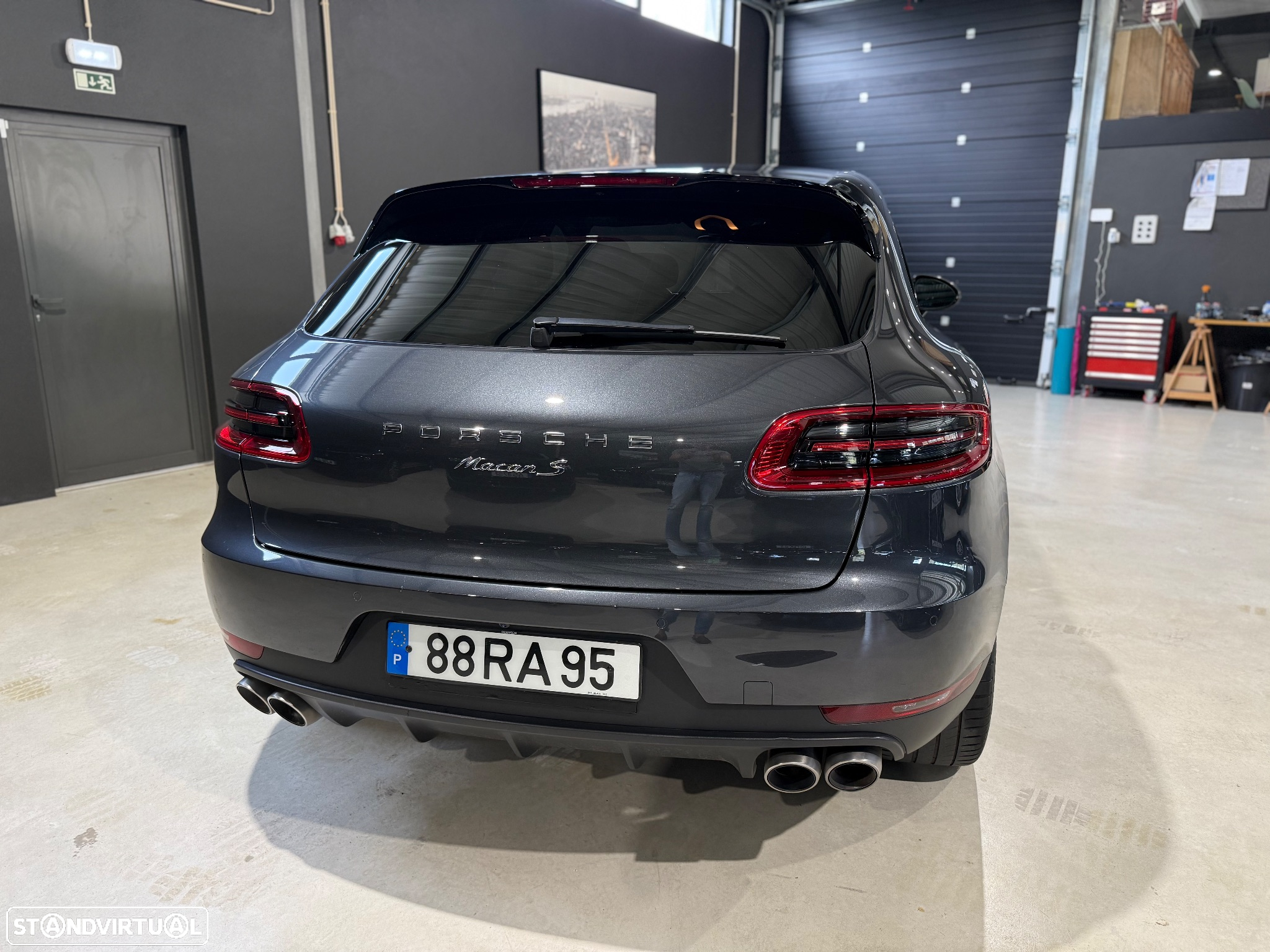 Porsche Macan S - 10