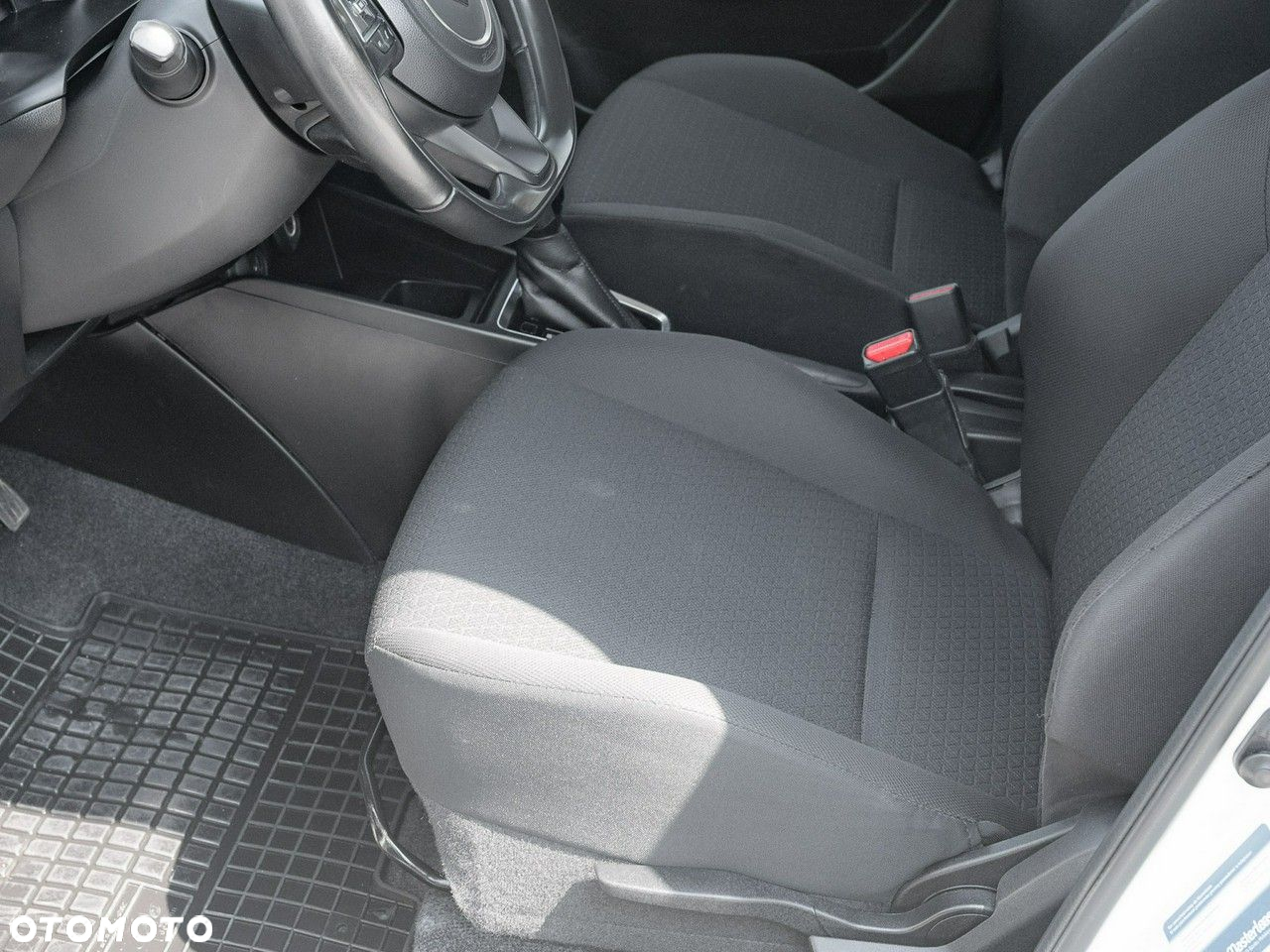 Suzuki Swift - 14