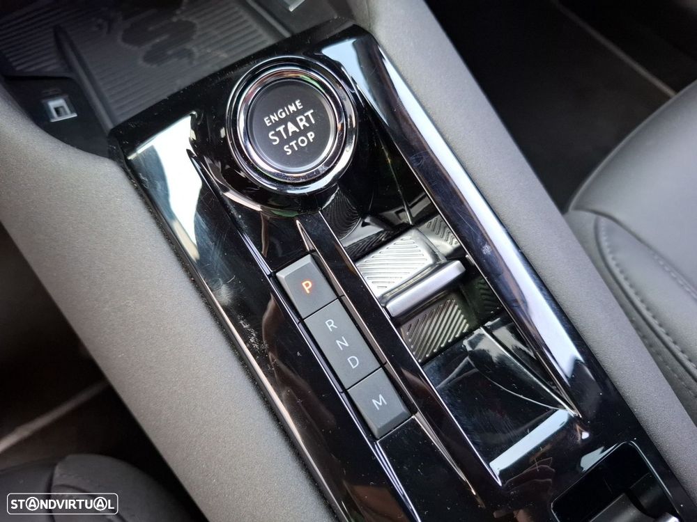 Alfa Romeo Junior 1.2 Speciale eDCT6 — fotografia 19