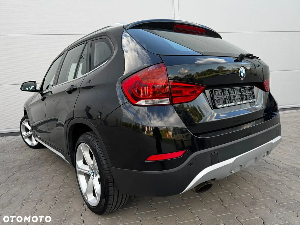BMW X1 sDrive18d xLine - 16
