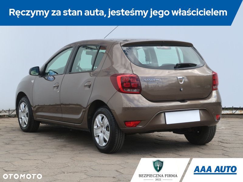Dacia Sandero - 5