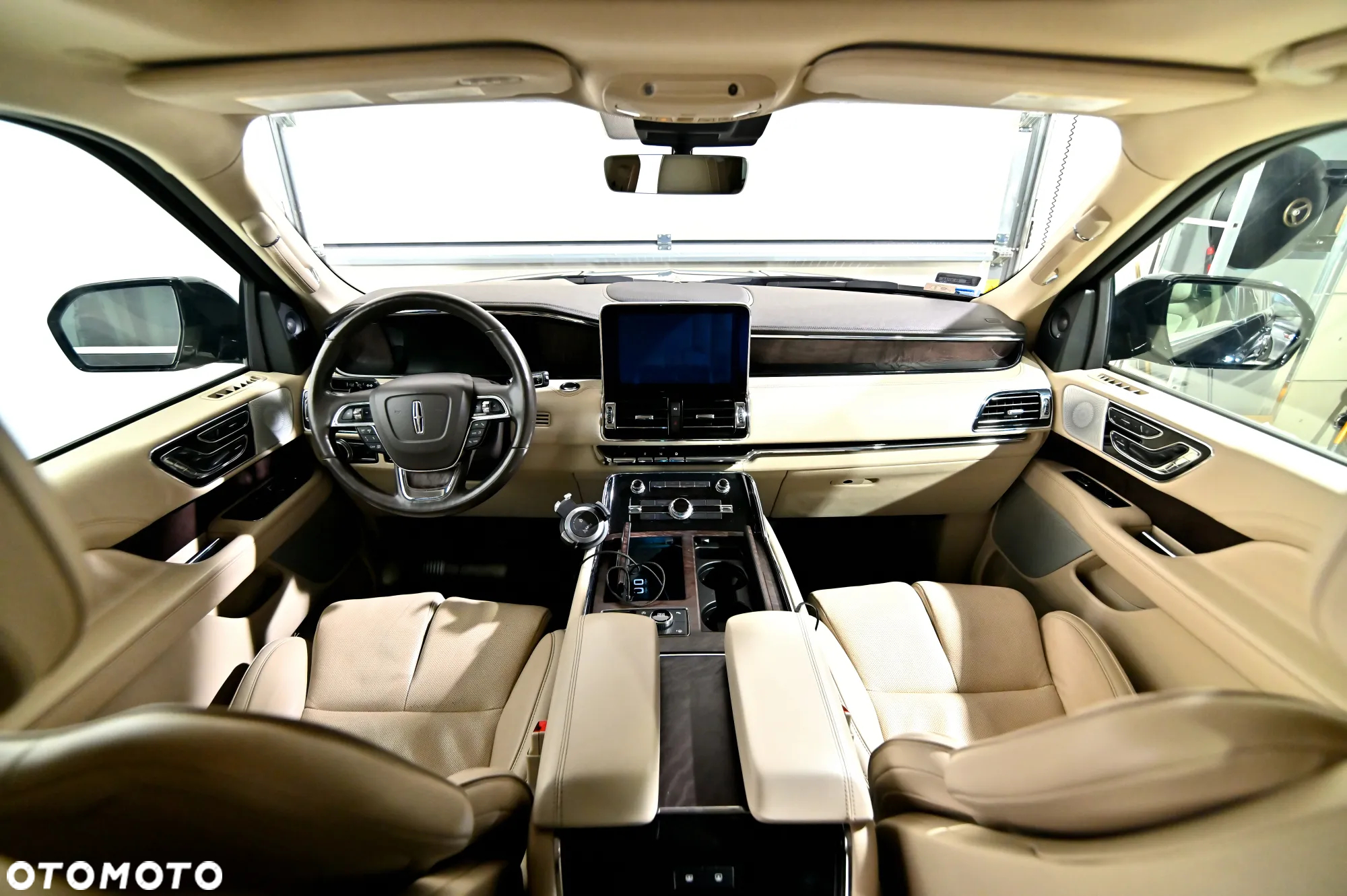 Lincoln Navigator - 20
