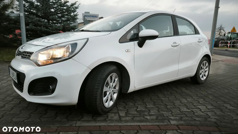 Kia Rio 1.2 Attract - 2